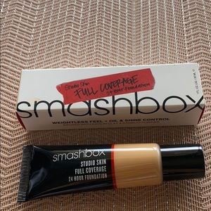 Smashbox foundation